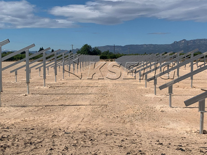 7MW- Aluminum Solar Ground Mounting System in Spanish