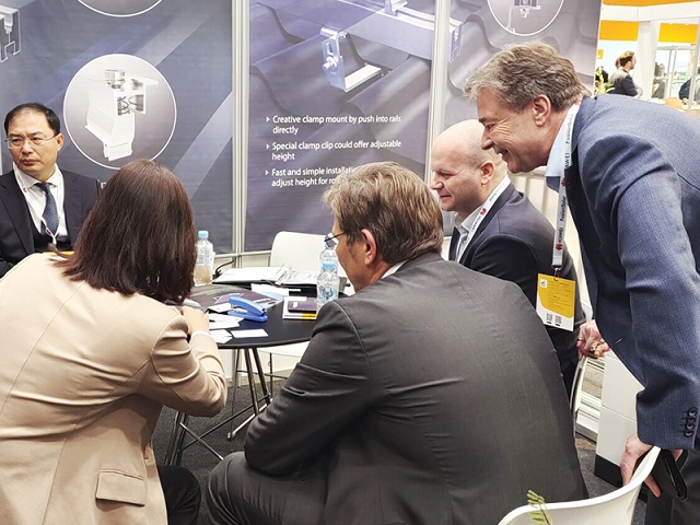 Kseng Solar revela novas soluções de montagem de telhado solar na Solar Solutions Düsseldorf
