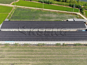 Instalação de sistema de montagem em telhado solar de 433,92 kW na Coreia – Solução energética eficiente e sustentável