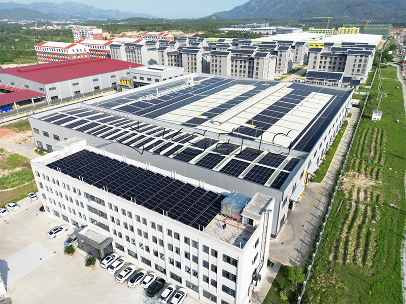 A Kseng Solar promove a fabricação sustentável com projetos de energia solar em telhados em suas bases de fabricação duplas